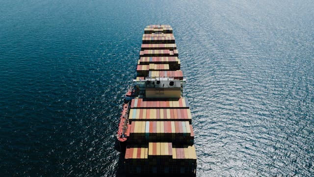 Mercado europeo vs. mercados asiáticos: ¿Qué diferencias debes tener en cuenta al importar?